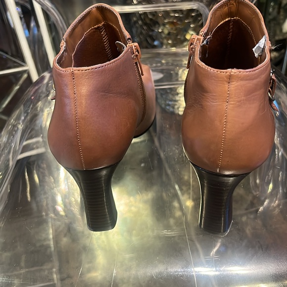 Bandolino bootie - Picture 3 of 4